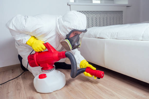 Best Pest Removal Services  in Center Hill, FL